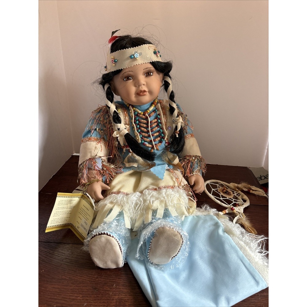 Kinney Doll Native American Taigi 845/2,500 Dreamcatcher, Blanket 25" Seated